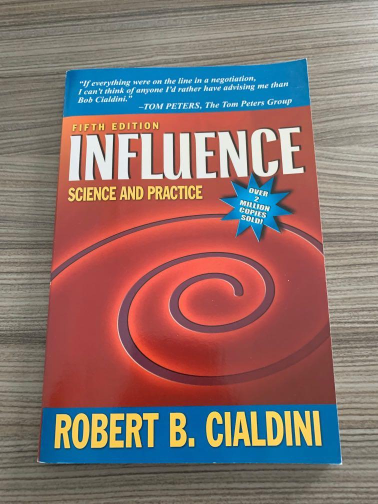 Robert Cialdini Influence Principles